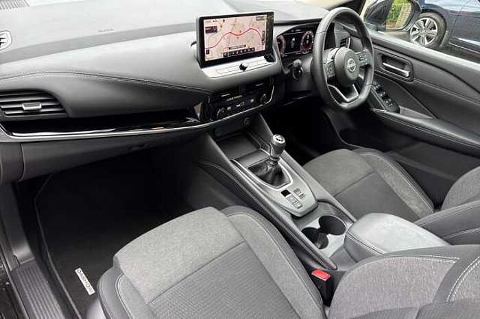 Nissan Qashqai 1.3 DiG-T MH N-Connecta 5dr 