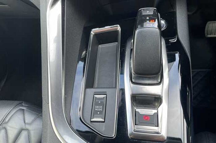 Peugeot 3008 1.6 Hybrid 225 Allure 5dr e-EAT8 