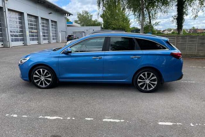 Hyundai i30 1.4T GDI Premium 5dr 