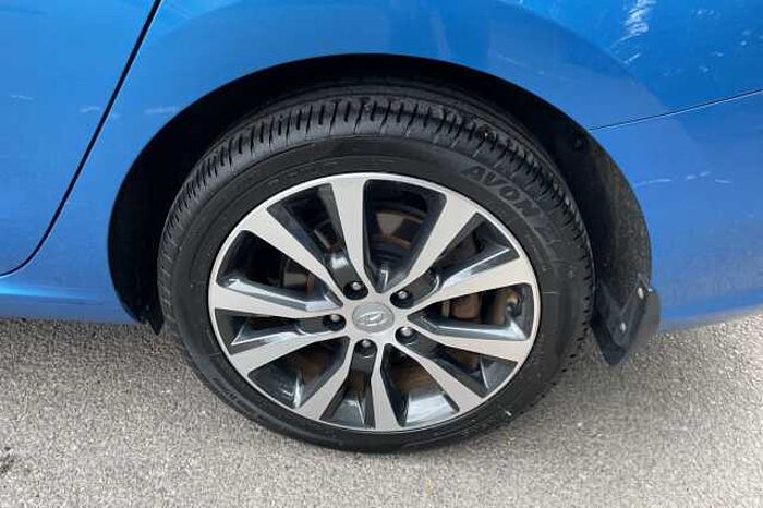 Hyundai i30 1.4T GDI Premium 5dr 