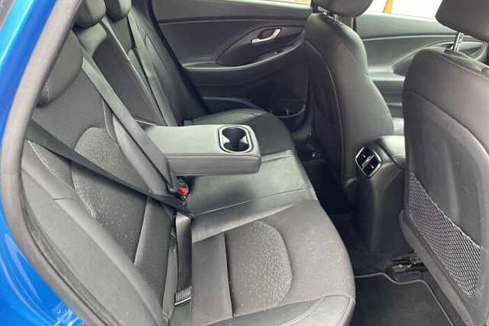 Hyundai i30 1.4T GDI Premium 5dr 