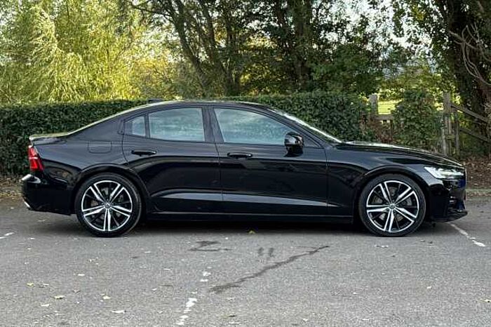 Volvo S60 2.0 T5 R DESIGN Edition 4dr Auto 
