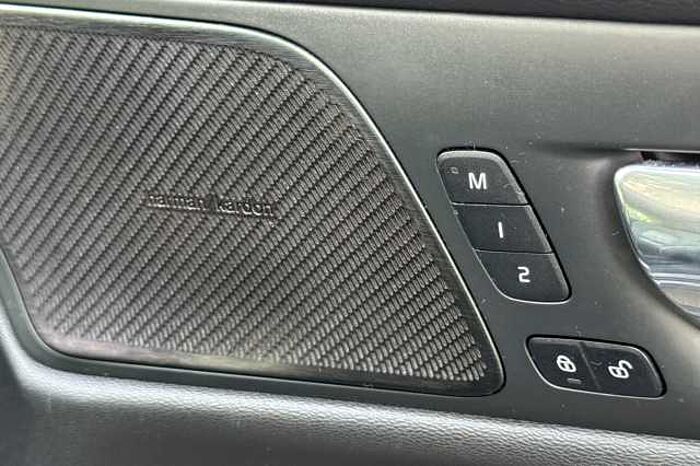 Volvo S60 2.0 T5 R DESIGN Edition 4dr Auto 