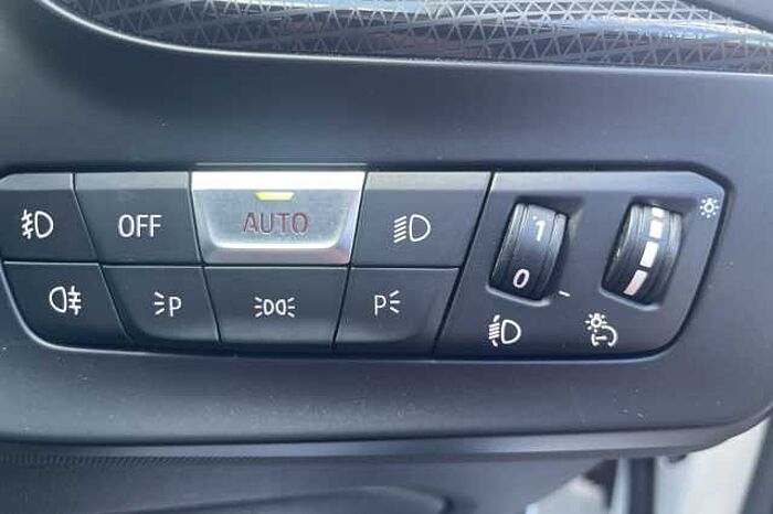 BMW 118 5-door 118i Sport 5dr Step Auto 